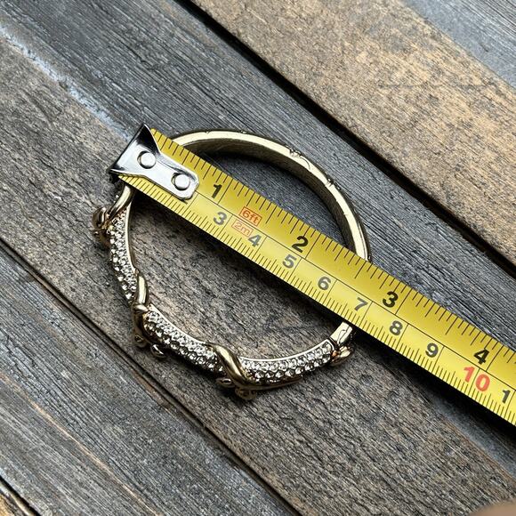 Coach Womens Gold Tone Crystal Pave Script Vine Hinge Bangle Bracelet - Picture 13 of 16